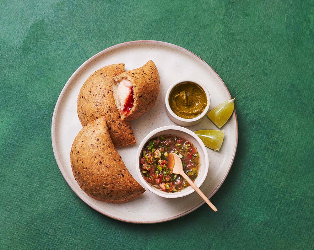 Guava & Colombian Cheese Empanadas 5 Pack image 0